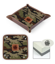 Load image into Gallery viewer, Oxford Snap Valet